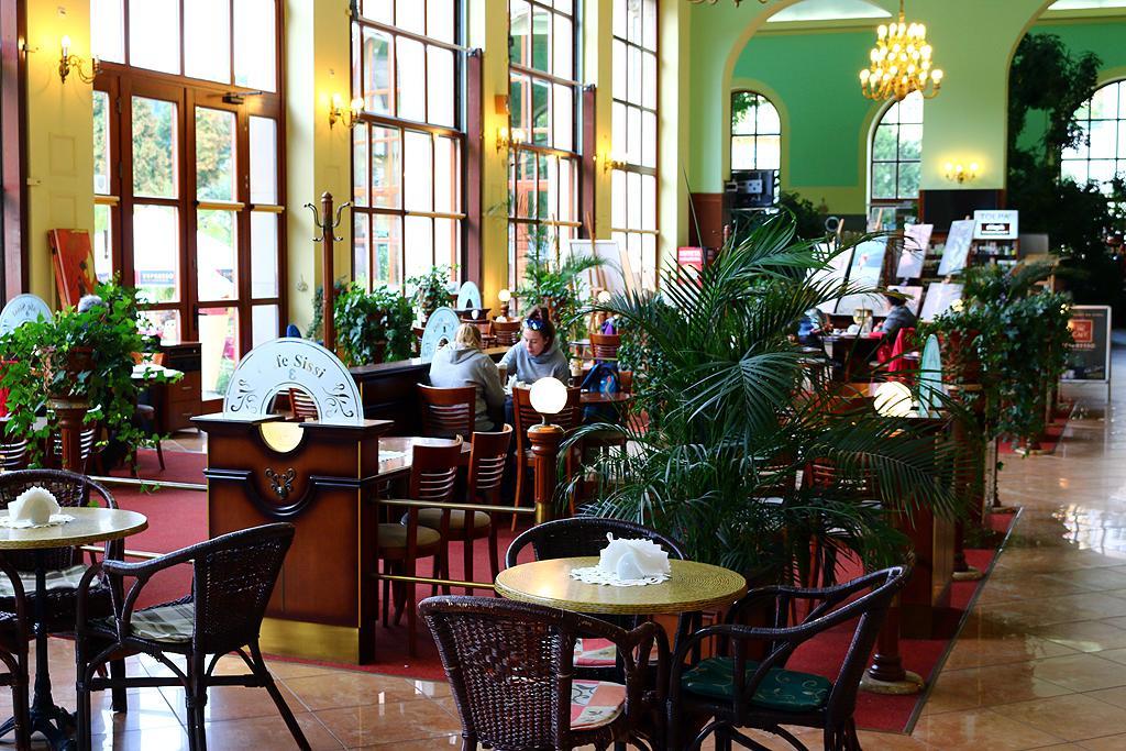 Hotel Polonia Kudowa-Zdrój Exteriér fotografie
