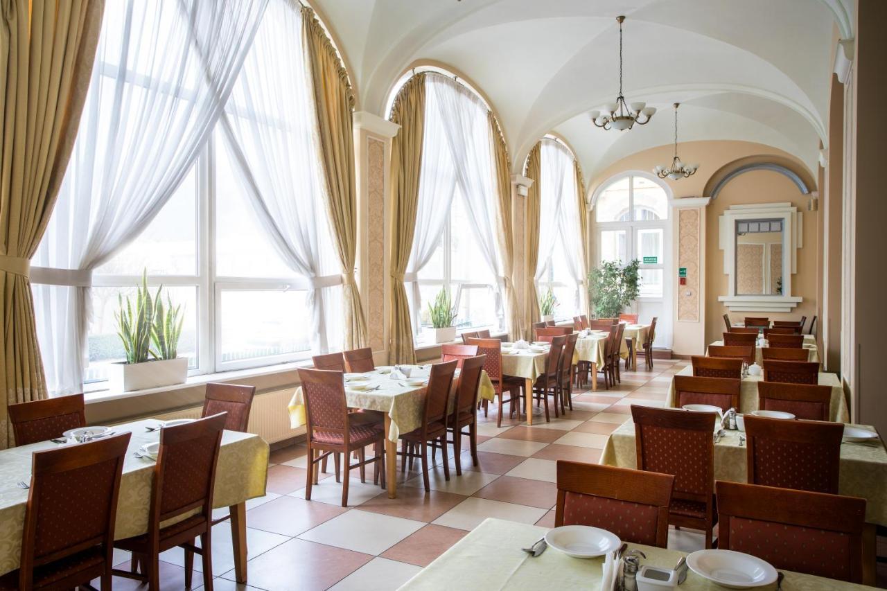 Hotel Polonia Kudowa-Zdrój Exteriér fotografie