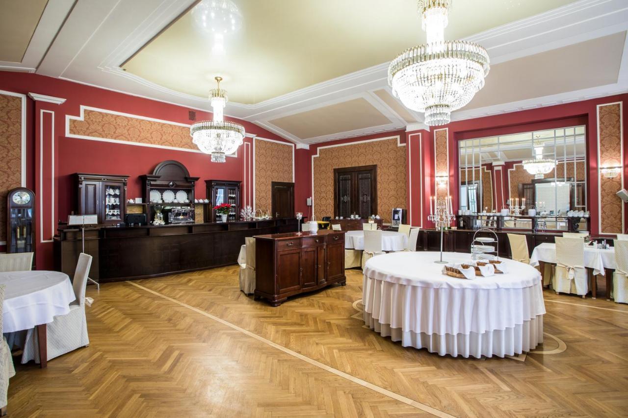 Hotel Polonia Kudowa-Zdrój Exteriér fotografie