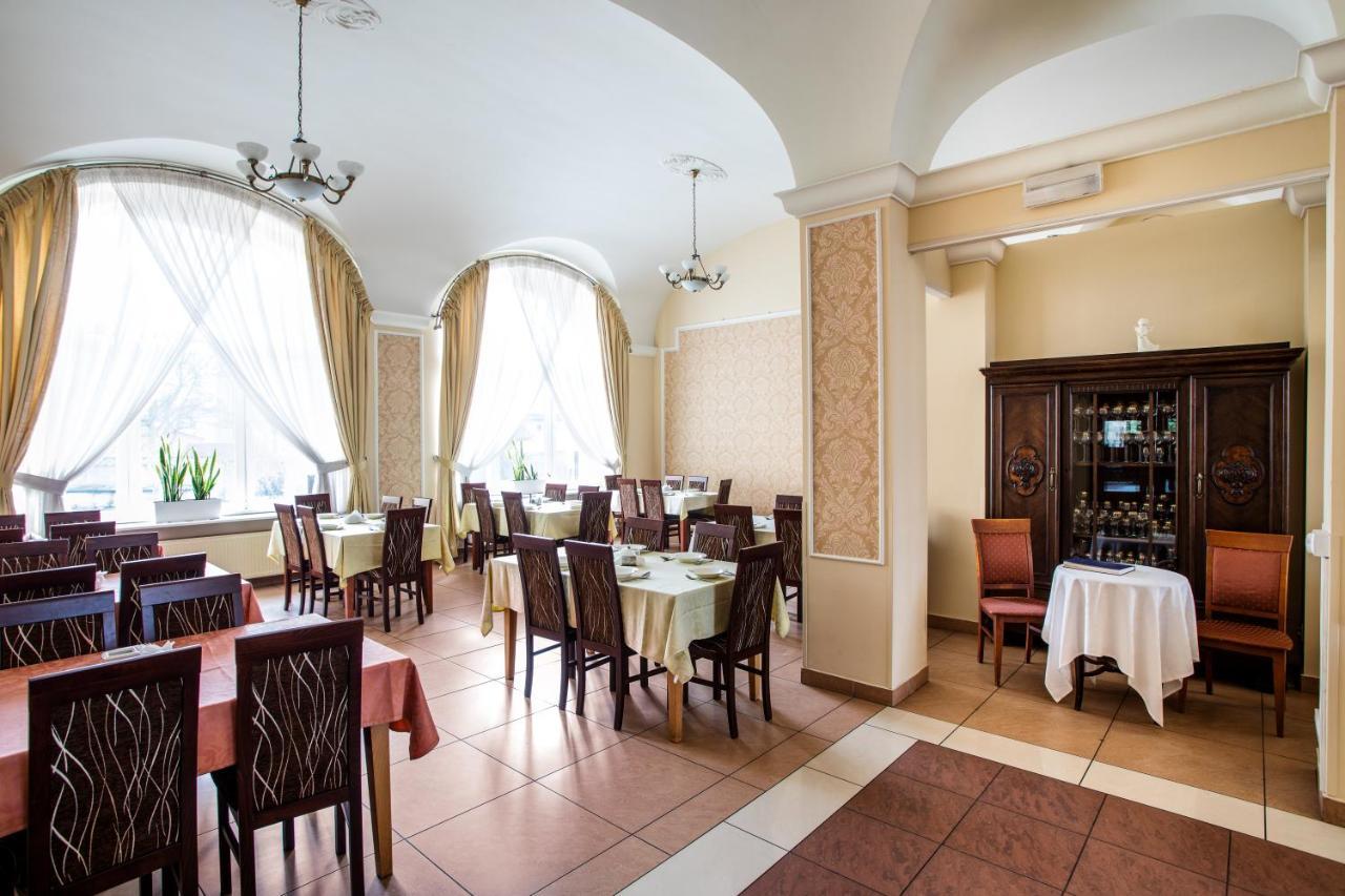 Hotel Polonia Kudowa-Zdrój Exteriér fotografie